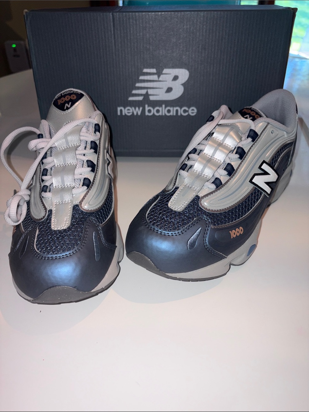 New Balance 1000 Sneakers Deep Ocean/Silver M1000S Men’s 7, Women 8.5